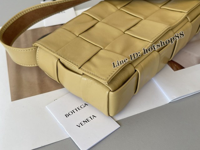 BV專櫃新款手工編織手袋 葆蝶家Bottega Veneta男女通用胸包 620980 bbv1140